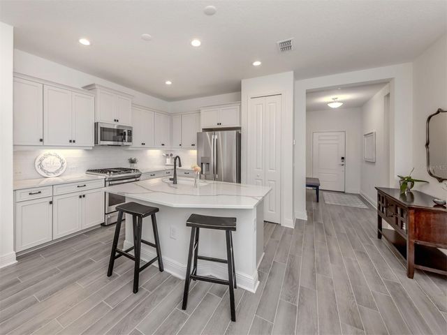 18002 FRANKLIN PARK COURT, Venice, FL 34293