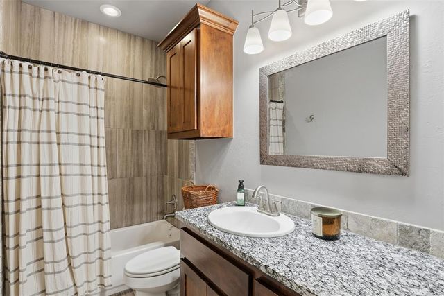 3009 Alli Circle, Chickasha, OK 73018