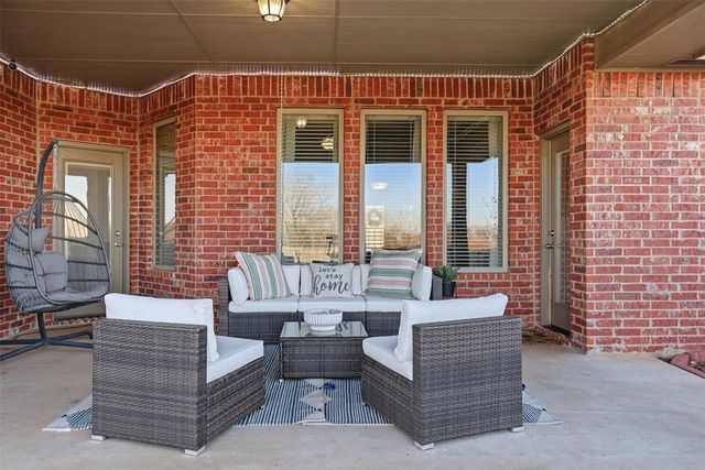 3009 Alli Circle, Chickasha, OK 73018