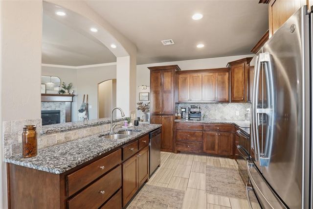 3009 Alli Circle, Chickasha, OK 73018