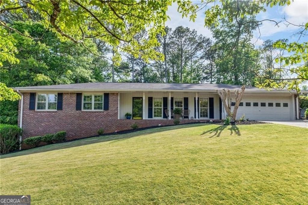 1620 Bainbridge Way, Roswell, GA 30076
