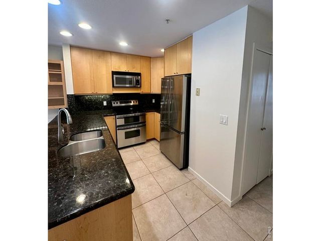 836 Walnut St B, Boulder, CO 80302