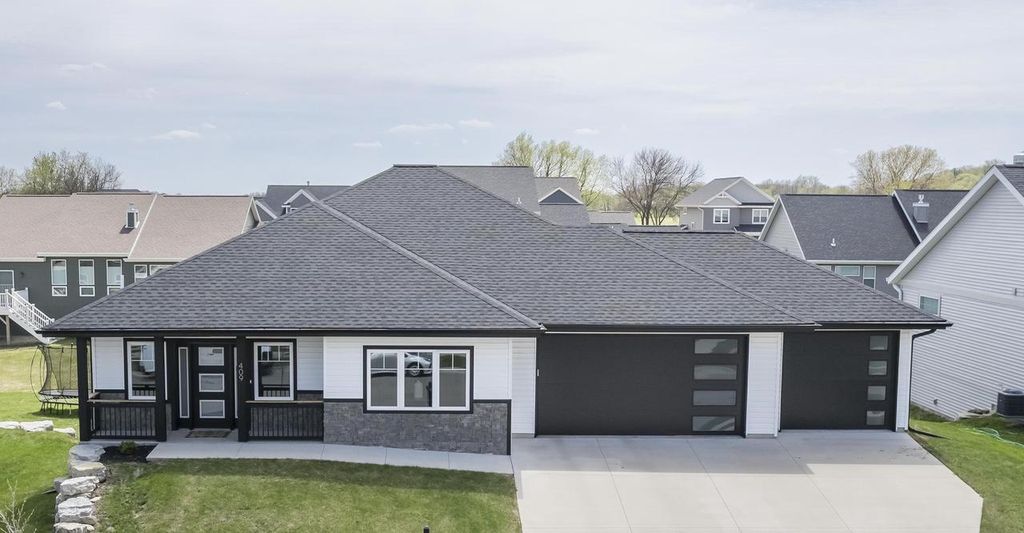 409 E School Road, Cottage Grove, WI 53527