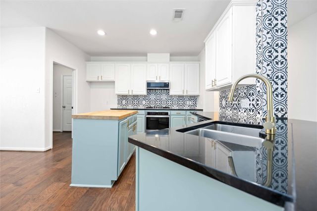 6026 Indian Crk, Missouri City, TX 77459