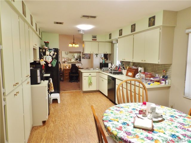 207 S Jeffery Street, Beverly Hills, FL 34465