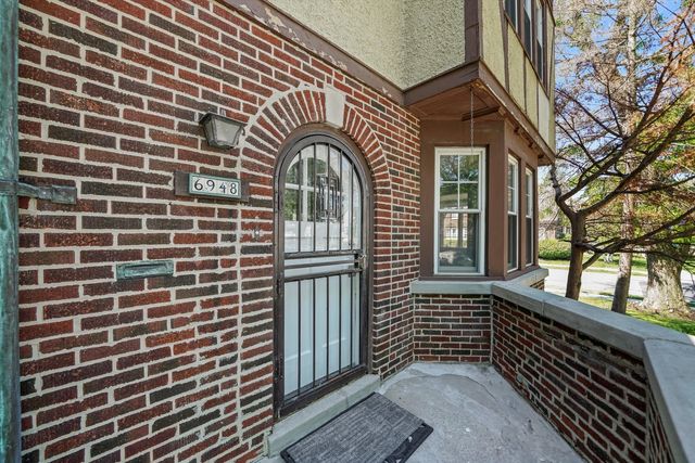 6948 35 Street, Berwyn, IL 60402