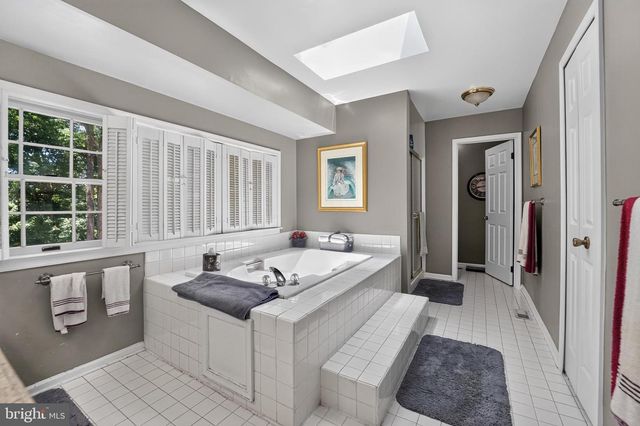 19018 HUNT PASS CT, Parkton, MD 21120