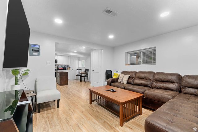 1489 N 400 W, Bountiful, UT 84010