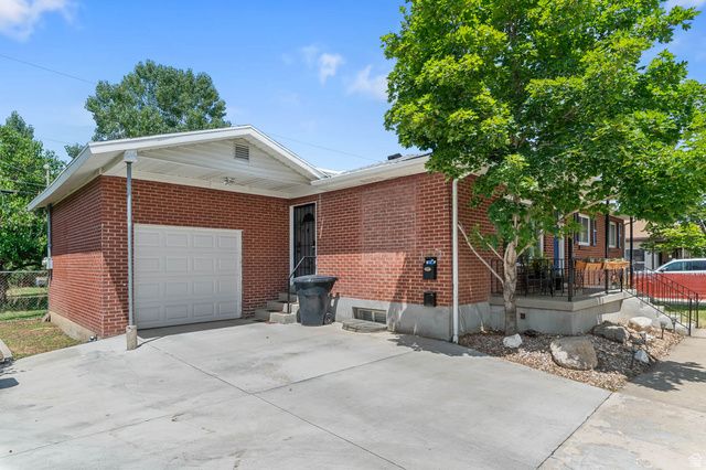 1489 N 400 W, Bountiful, UT 84010