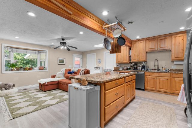 1489 N 400 W, Bountiful, UT 84010
