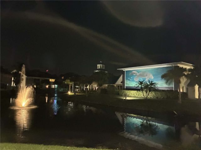 1930 Westminster Circle 2, Vero Beach, FL 32966