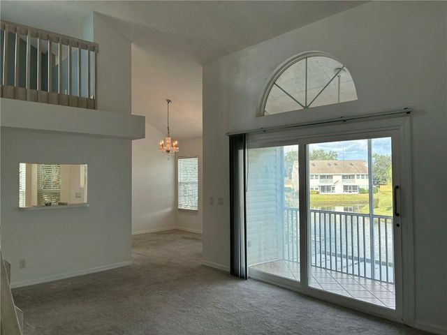 1930 Westminster Circle 2, Vero Beach, FL 32966