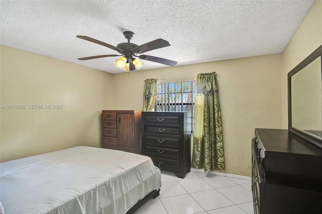 4960 E Sabal Palm Blvd 203, Tamarac, FL 33319