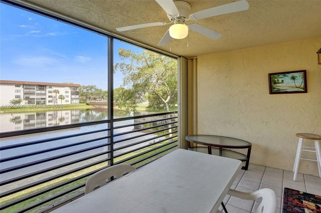 4960 E Sabal Palm Blvd 203, Tamarac, FL 33319