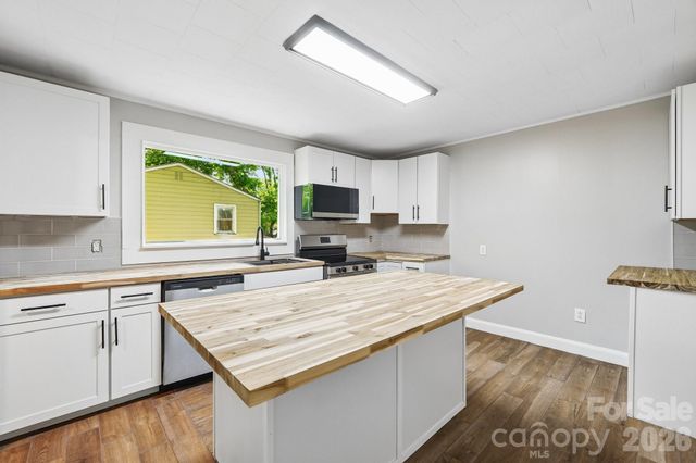 701 N Scruggs Street, Gastonia, NC 28052