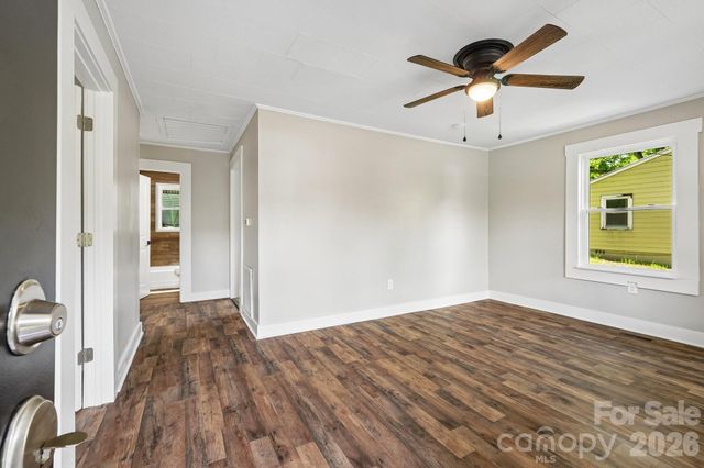 701 N Scruggs Street, Gastonia, NC 28052