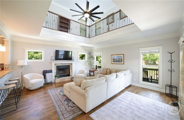 132 N Poplar Street, Athens, GA 30606