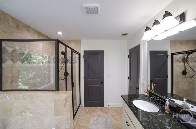 132 N Poplar Street, Athens, GA 30606