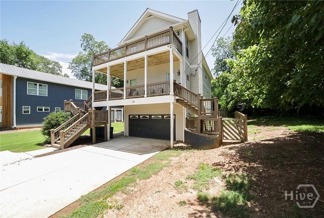 132 N Poplar Street, Athens, GA 30606