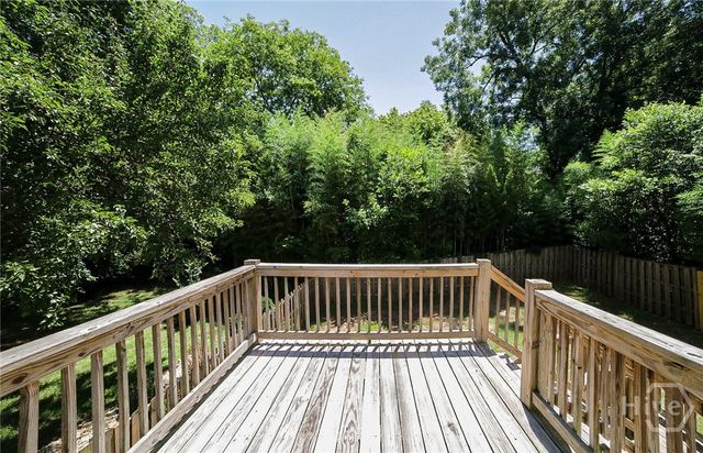 132 N Poplar Street, Athens, GA 30606