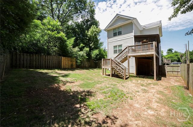 132 N Poplar Street, Athens, GA 30606