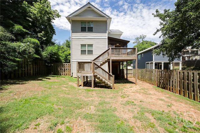132 N Poplar Street, Athens, GA 30606