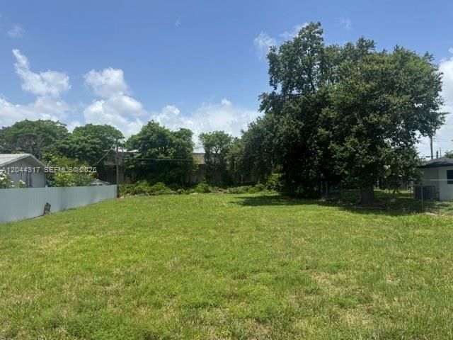 10420 NW 6 Avenue, Miami, FL 33150
