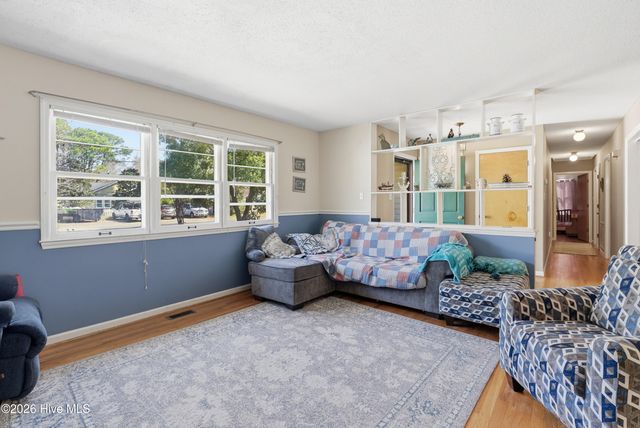 139 Stuart Avenue, Southport, NC 28461