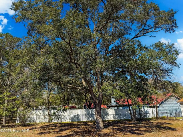 139 Stuart Avenue, Southport, NC 28461