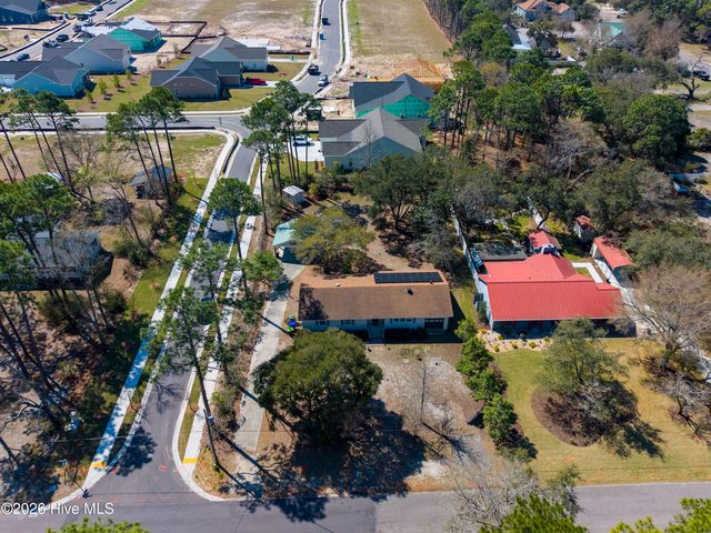 139 Stuart Avenue, Southport, NC 28461