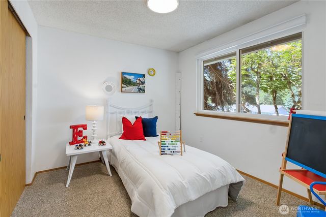 11215 89th Avenue Ct E, Puyallup, WA 98373