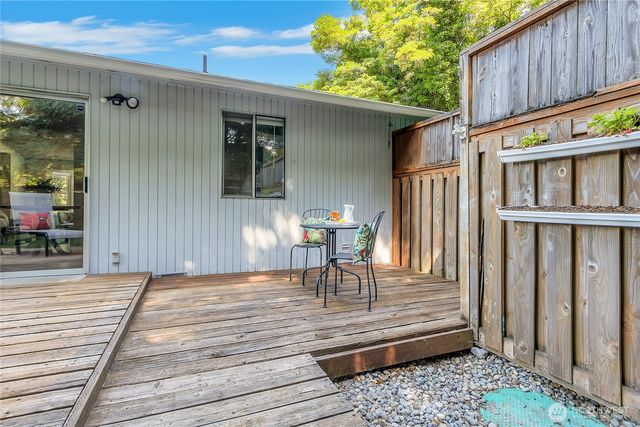 11215 89th Avenue Ct E, Puyallup, WA 98373