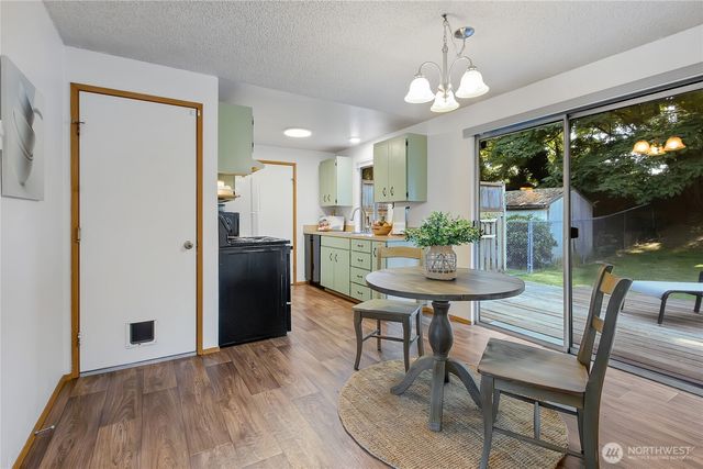 11215 89th Avenue Ct E, Puyallup, WA 98373