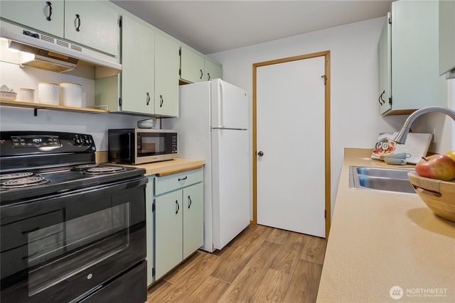 11215 89th Avenue Ct E, Puyallup, WA 98373