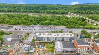 6 W POTOMAC STREET, Brunswick, MD 21716