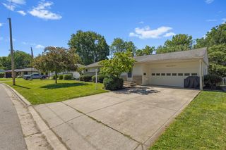 3183 Lotz Drive, Grove City, OH 43123