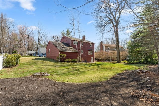 6 Slipper Hill Lane, Holden, MA 01520