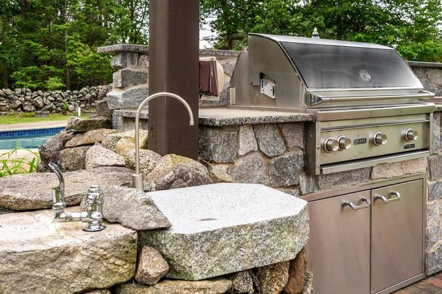 367 Durham Point Road, Durham, NH 03824