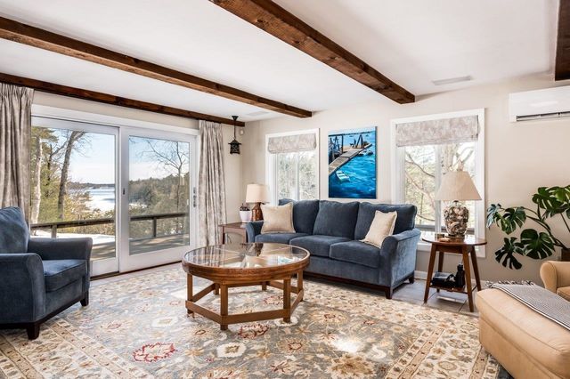 367 Durham Point Road, Durham, NH 03824