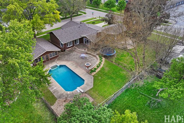 106 Sherwood Drive, Cary, IL 60013