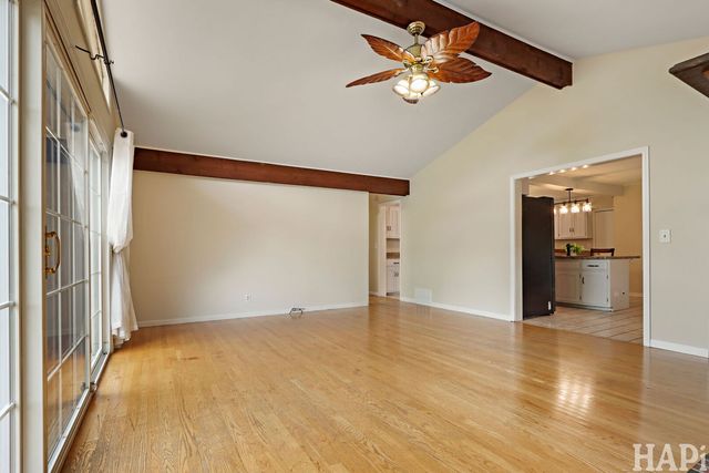 106 Sherwood Drive, Cary, IL 60013
