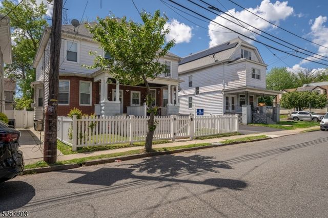 632 Floral Ave, Elizabeth City, NJ 07208