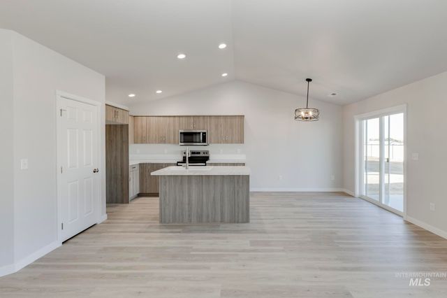 2931 W Animas Creek Dr, Kuna, ID 83634