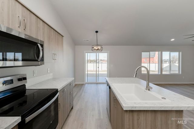 2931 W Animas Creek Dr, Kuna, ID 83634