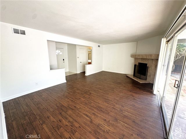 8735 Corbin Avenue, Northridge, CA 91324