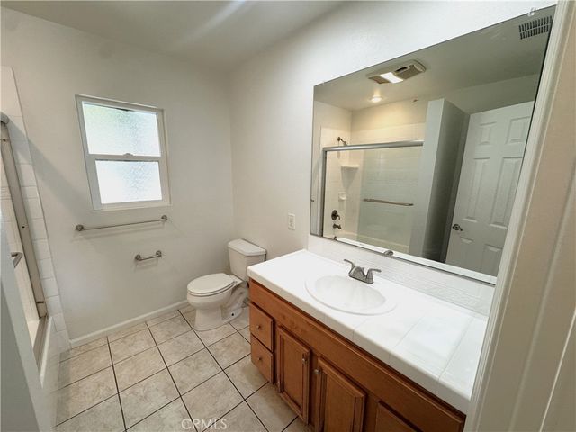 8735 Corbin Avenue, Northridge, CA 91324