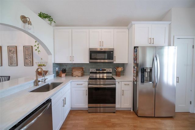 9609 FREDERICKSBURG ROAD, Tampa, FL 33635