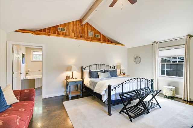 300 MILL RACE LN 4, Wimberley, TX 78676