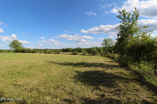 1038 Newton Lane, Crossville, TN 38572