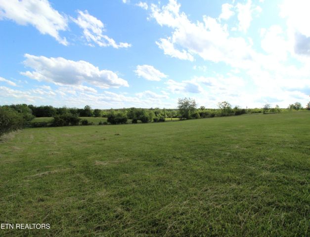 1038 Newton Lane, Crossville, TN 38572